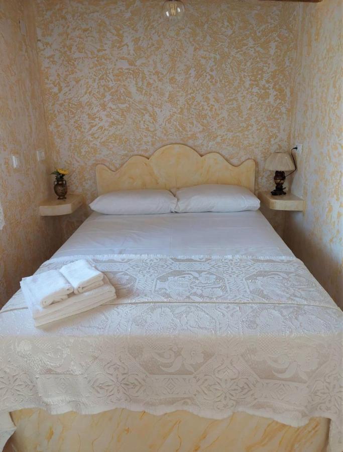 Menetaí Lakena Traditional House מראה חיצוני תמונה